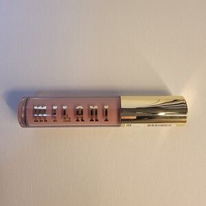 Milani Keep It Full lip plumper in shade Soft Rose